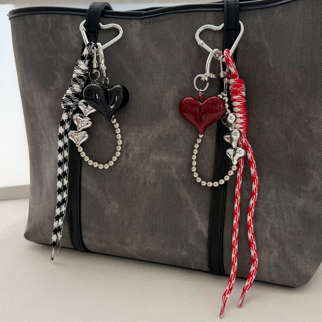 Elegant Heart Charm Keychain Stornfield