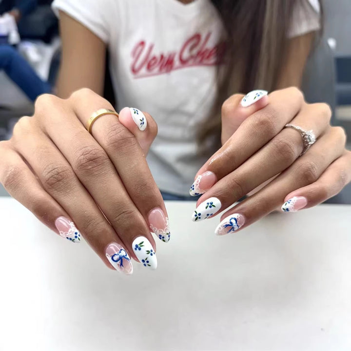 Artistic Floral-Themed Press-On Nails Stornfield