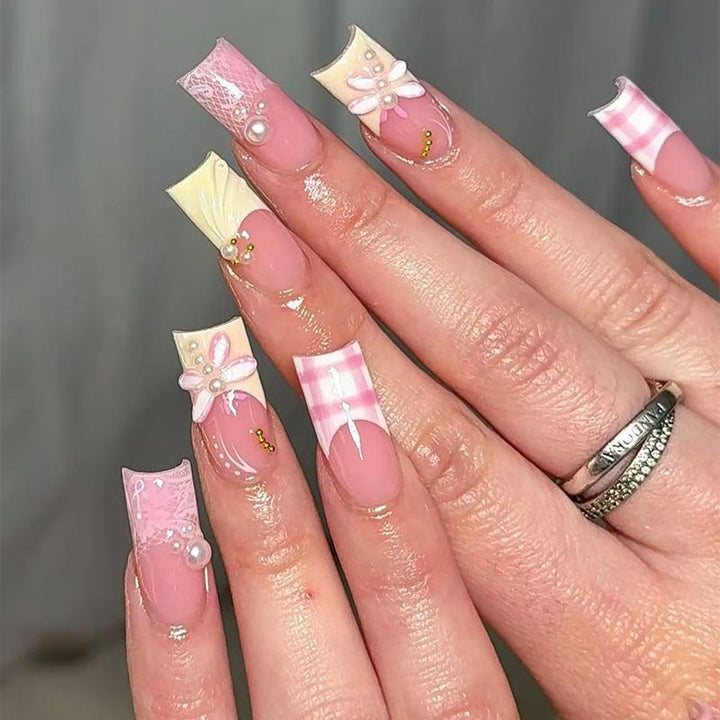Artisan Decorative Nail Tips Stornfield