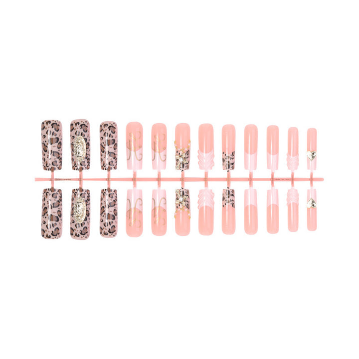 Creative Nail Art Set with Leopard Design and Elegant Decorations Stornfield
