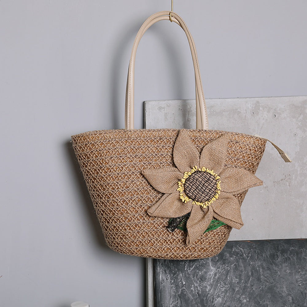 Straw bag with romantic floral pattern Stornfield