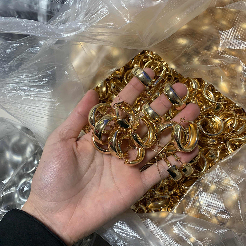 Fashionable Hoops Made of High-Quality Precious Metal Stornfield