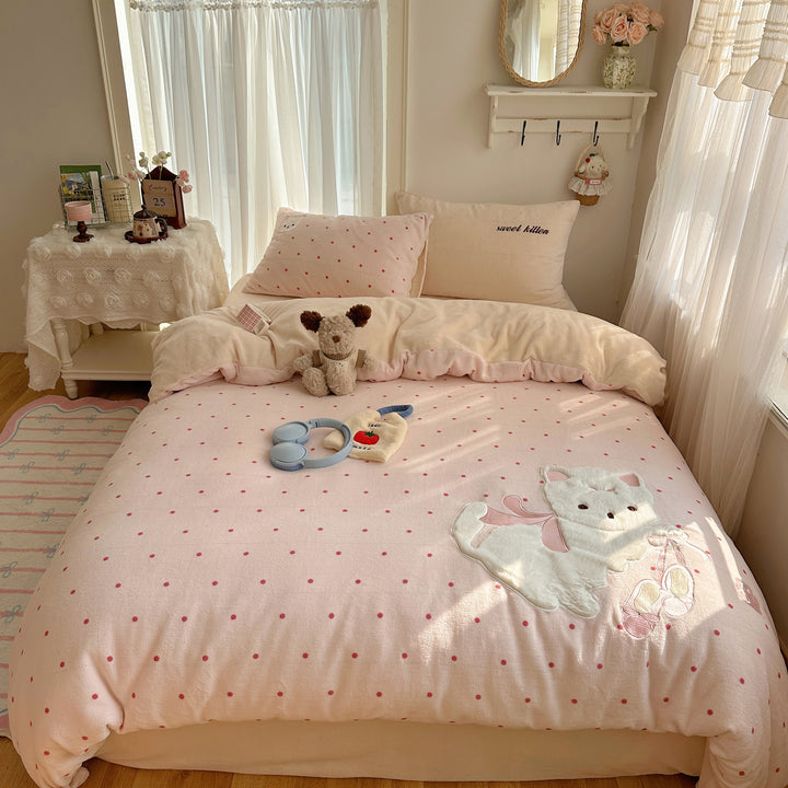 Plush Cartoon-Themed Duvet Cover Set