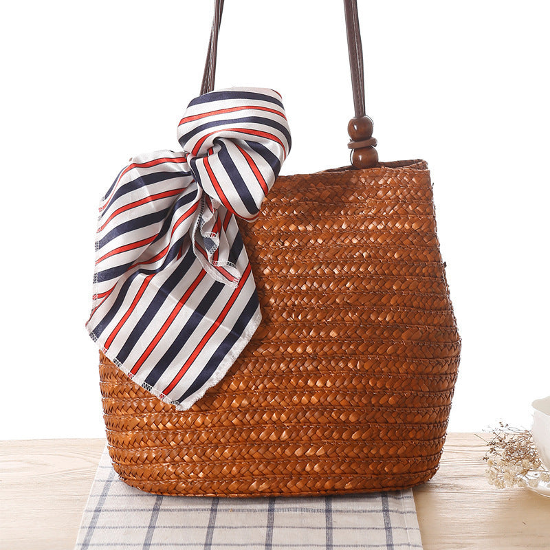 Elegant basket bag with trendy ribbon detail Stornfield