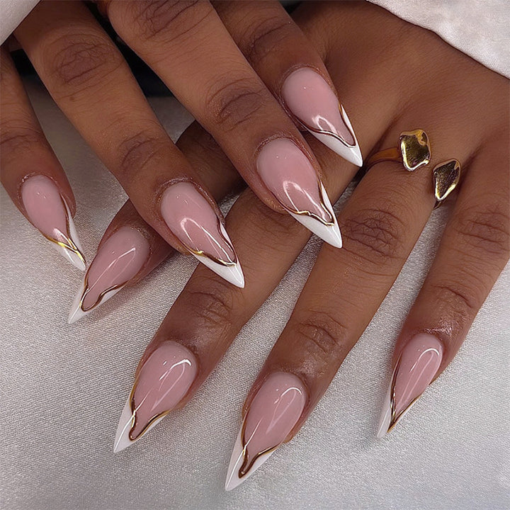 Artificial nail set with elegant gold edge Stornfield