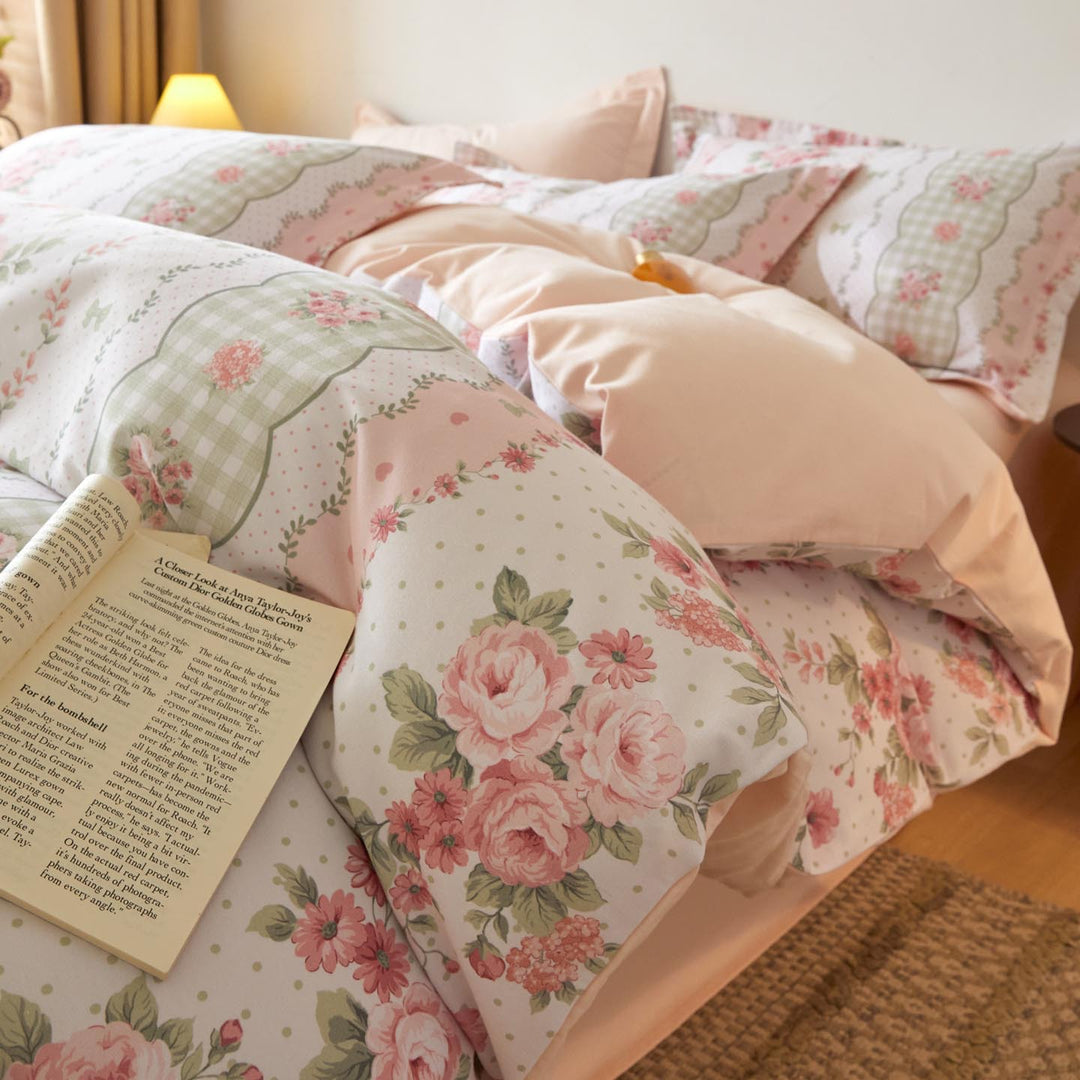 Whimsical Floral Print Duvet Cover Set