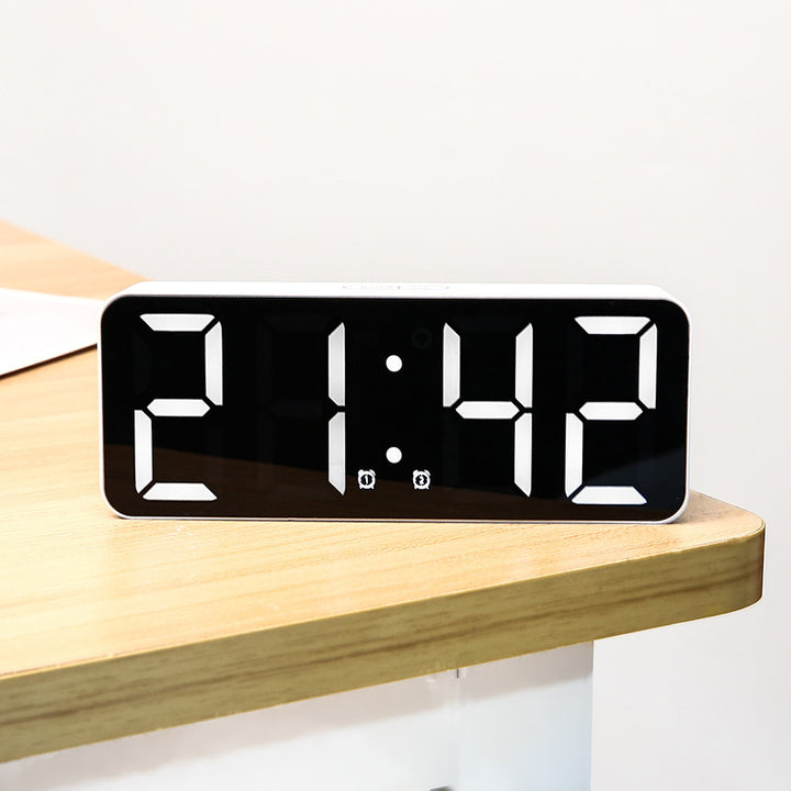 Stylish table clock Stornfield
