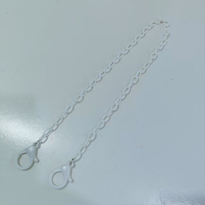 Fashionable Glasses Holder Chain Made of Transparent Material Stornfield