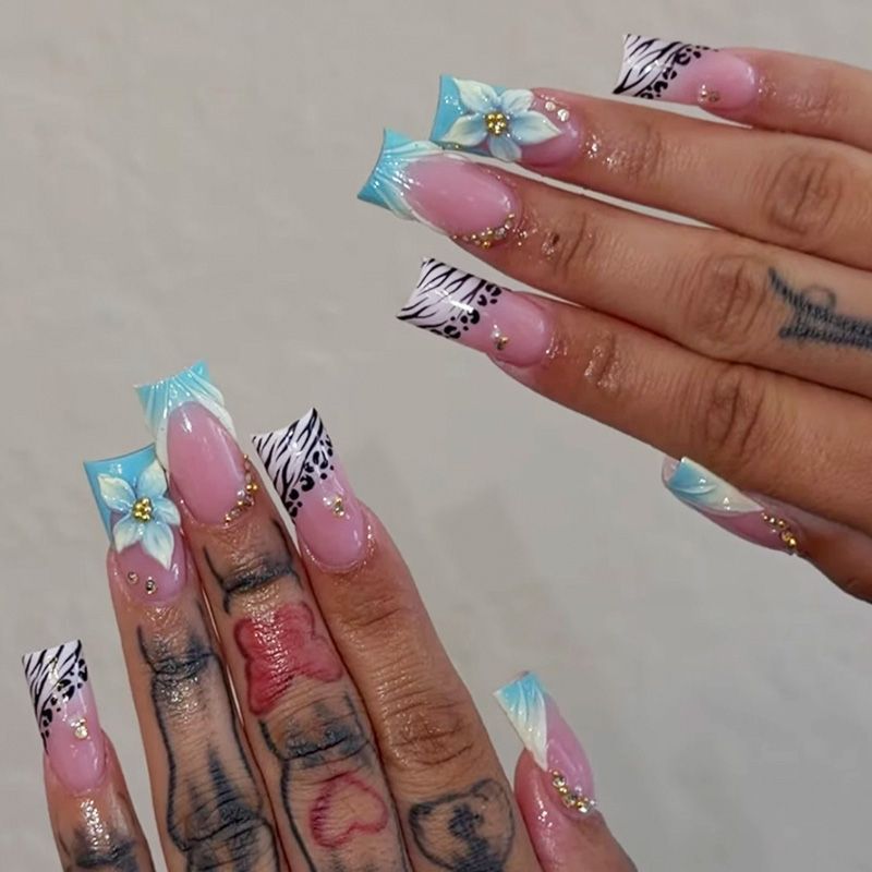 Artisan Decorative Nail Tips Stornfield