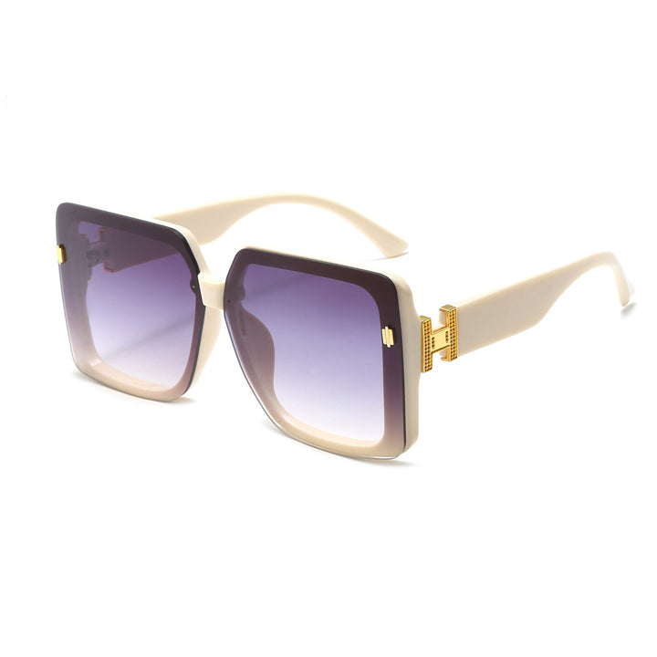 Women oversized fashionable sunglasses with luxurious frame Stornfield