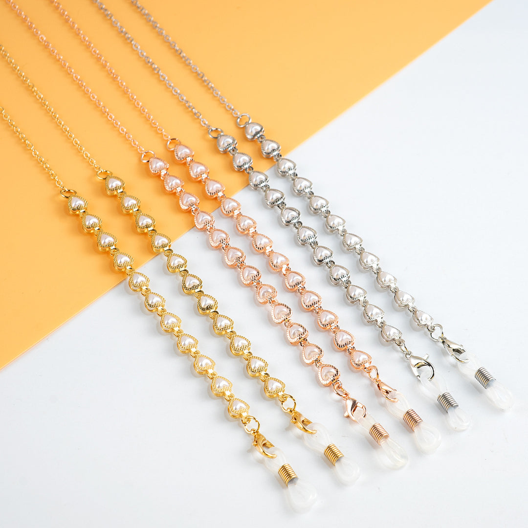 Elegant Pearl-Linked Eyewear Chain Stornfield