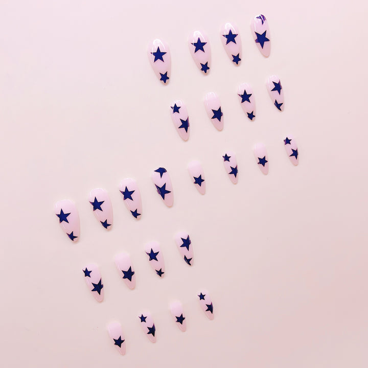 Creative nail tips with star motif Stornfield