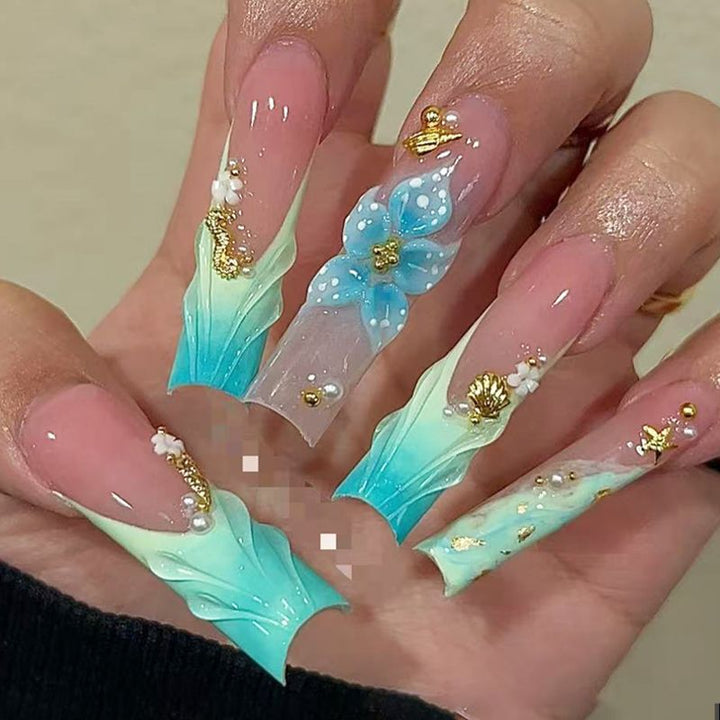 Artisan Decorative Nail Tips Stornfield