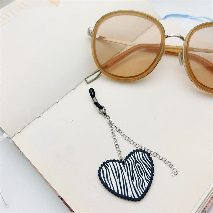 Heart-Designed Eyewear Chain Holder Stornfield