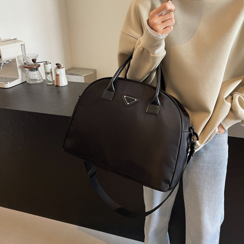 Elegant Structured Handbag Stornfield