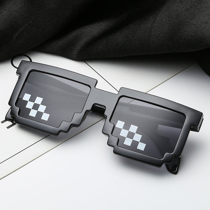 Women's eye-catching pixel-pattern sunglasses Stornfield