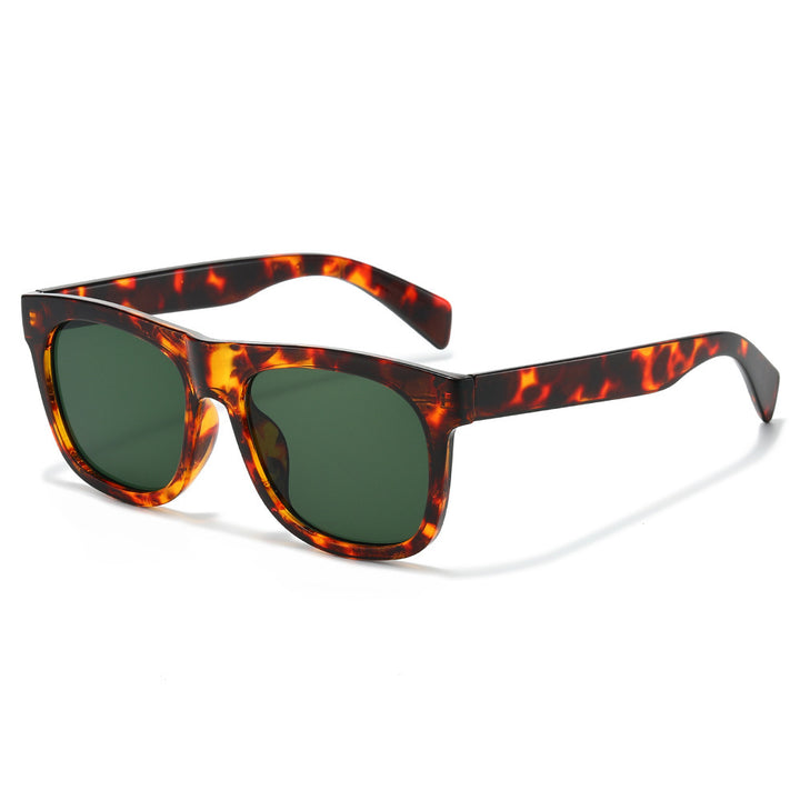 Retro-Inspired Tortoiseshell Sunglasses Stornfield
