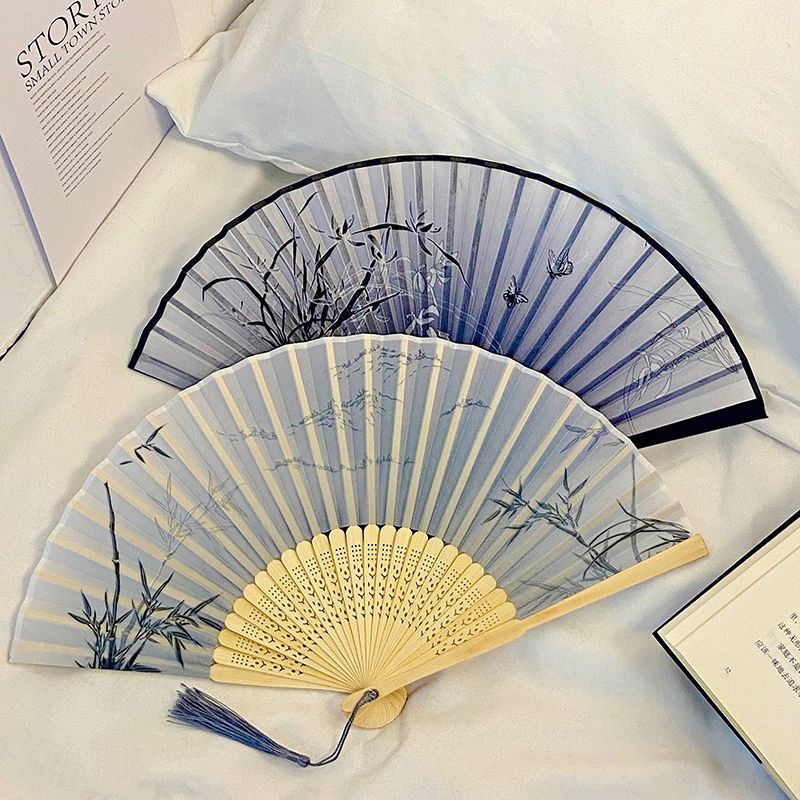 Handcrafted fan with elegant design Stornfield