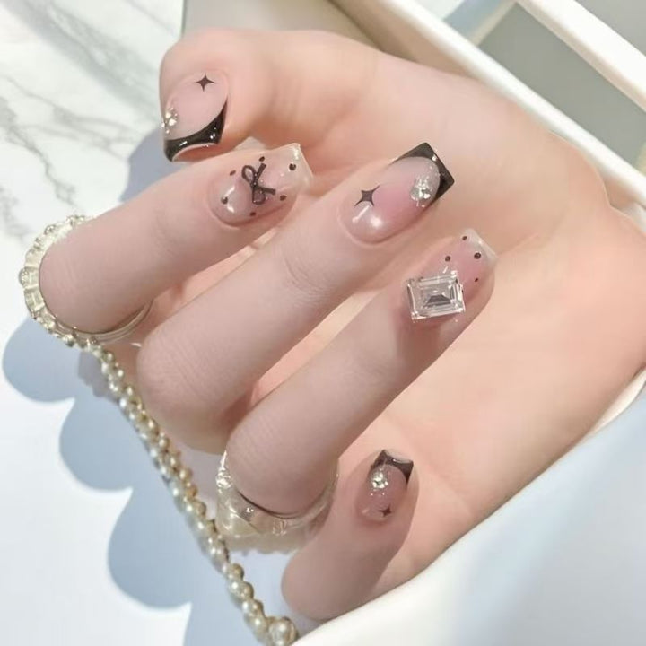Decorative Press-On Nails Stornfield