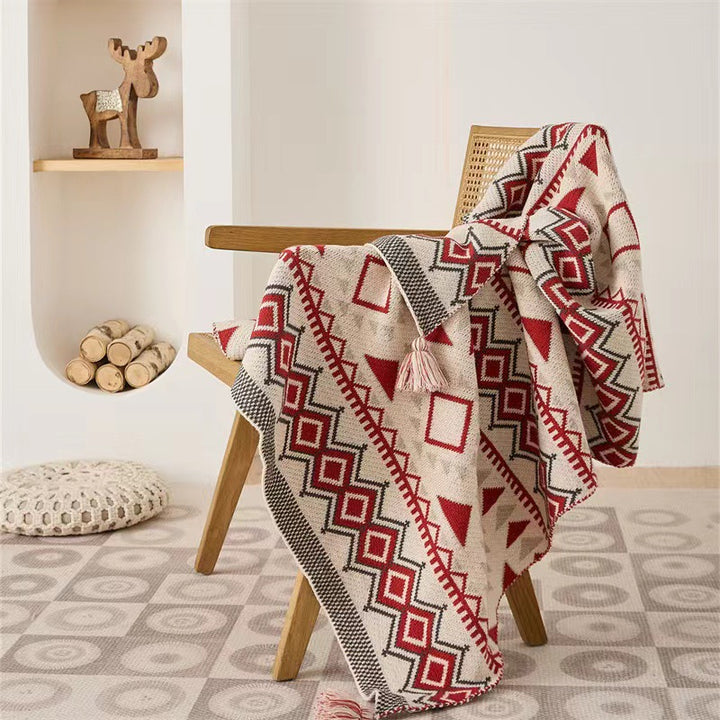 Decorative Ethnic Pattern Throw Blanket