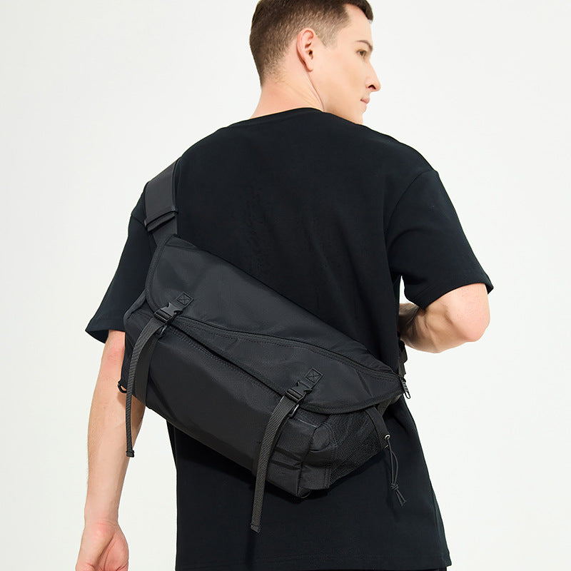 All-Weather Utility Shoulder Bag Stornfield