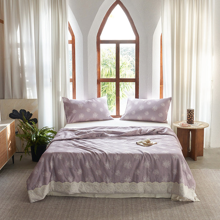 Ladies elegant bedspread with delicate floral pattern Stornfield