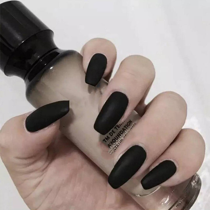 Premium Glossy Nail Set Stornfield