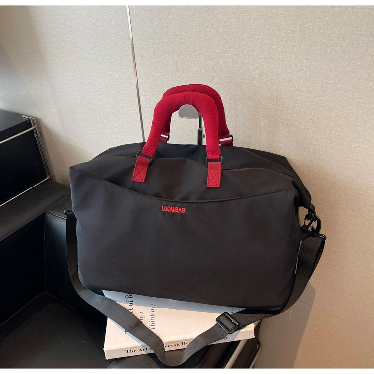 Minimalist Travel Duffle Bag Stornfield