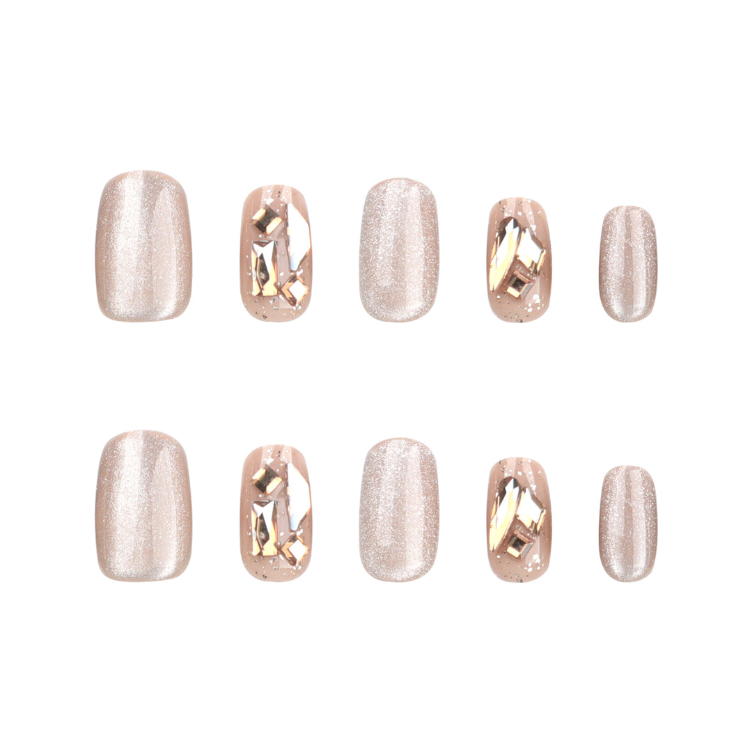 Premium Decorative Press-On Nails Stornfield
