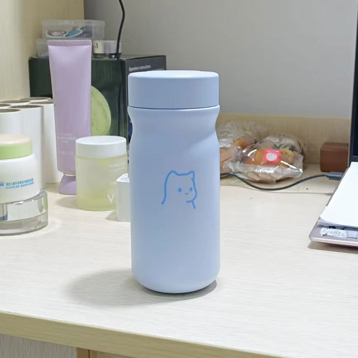 Women's insulated drinking bottle with secure flip lid and stylish animal design Stornfield