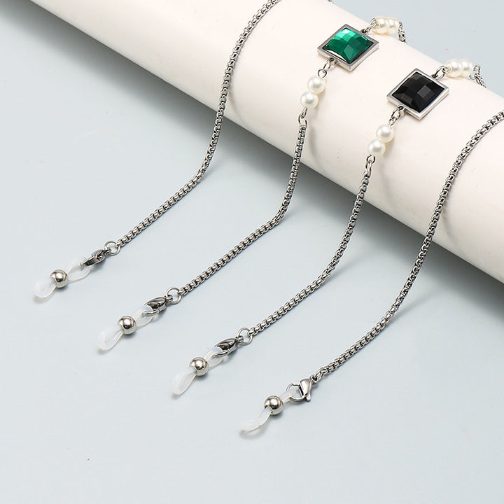 Fashionable Eyewear Chain Stornfield