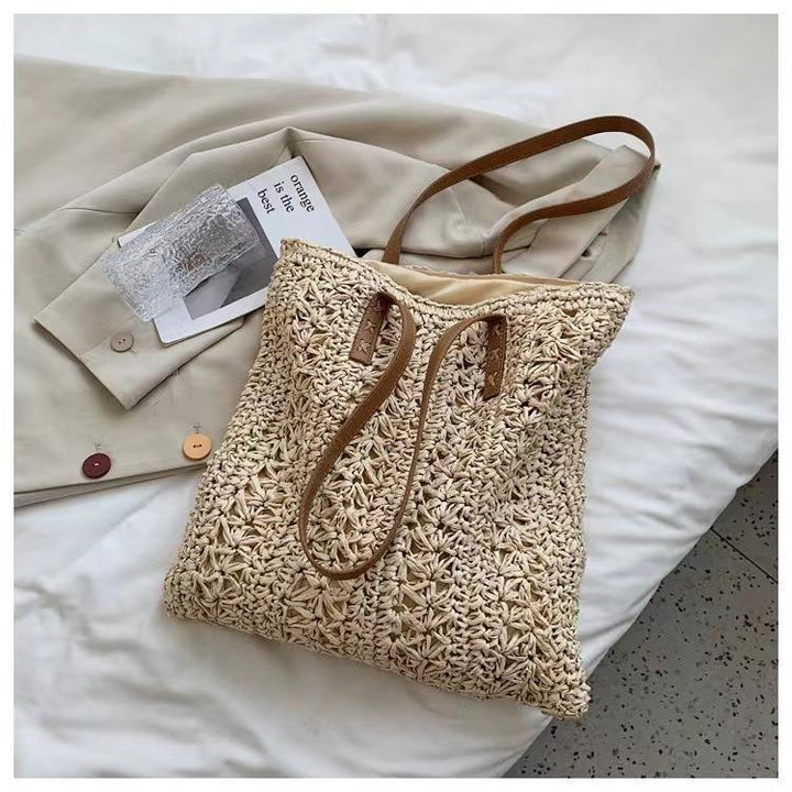 Bag made of woven natural material Stornfield
