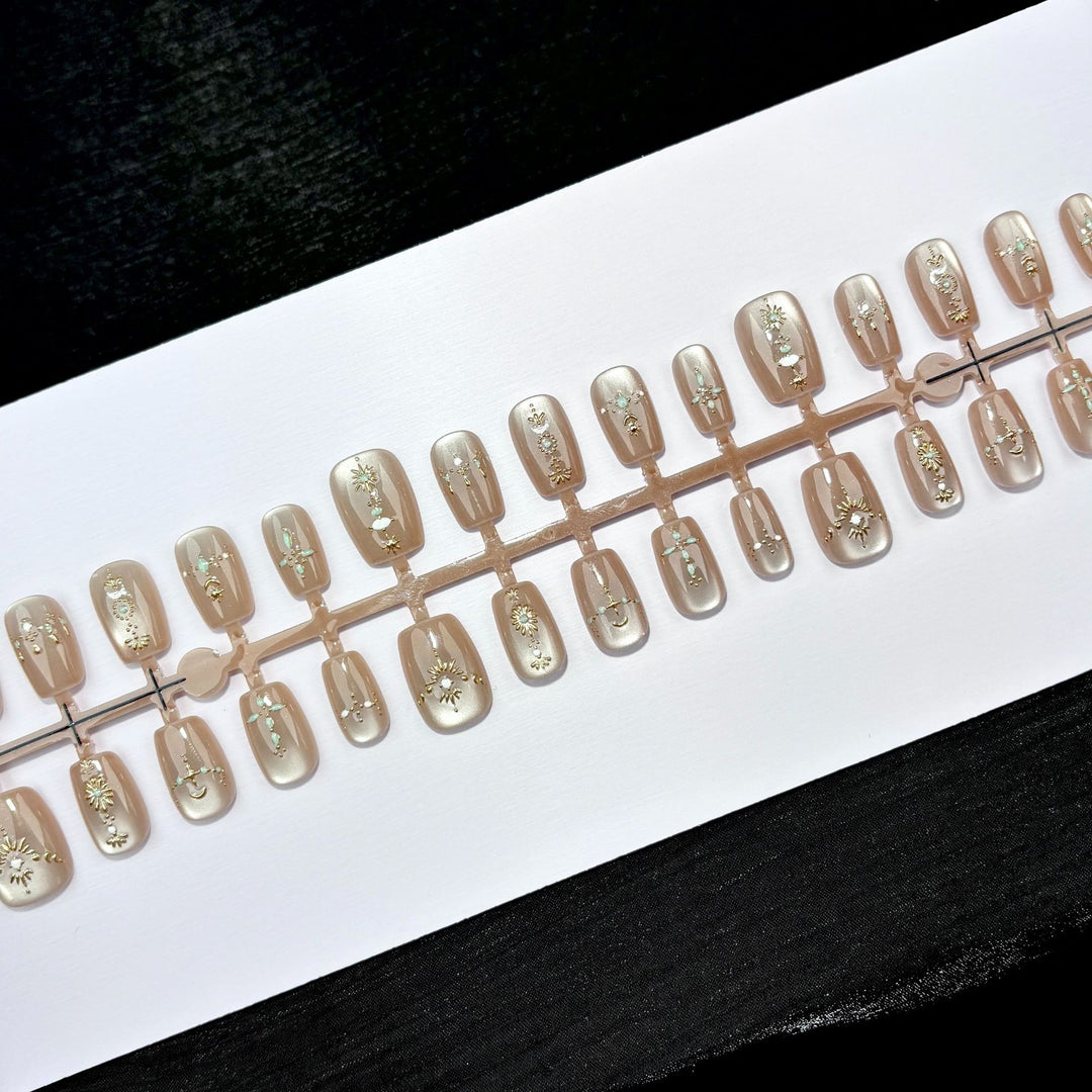 Decorative Press-On Nail Art Set with Elegant Designs