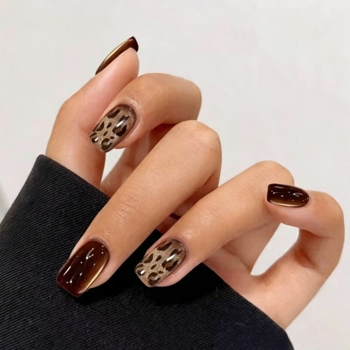Stylish Animal Print Press-On Nails Stornfield