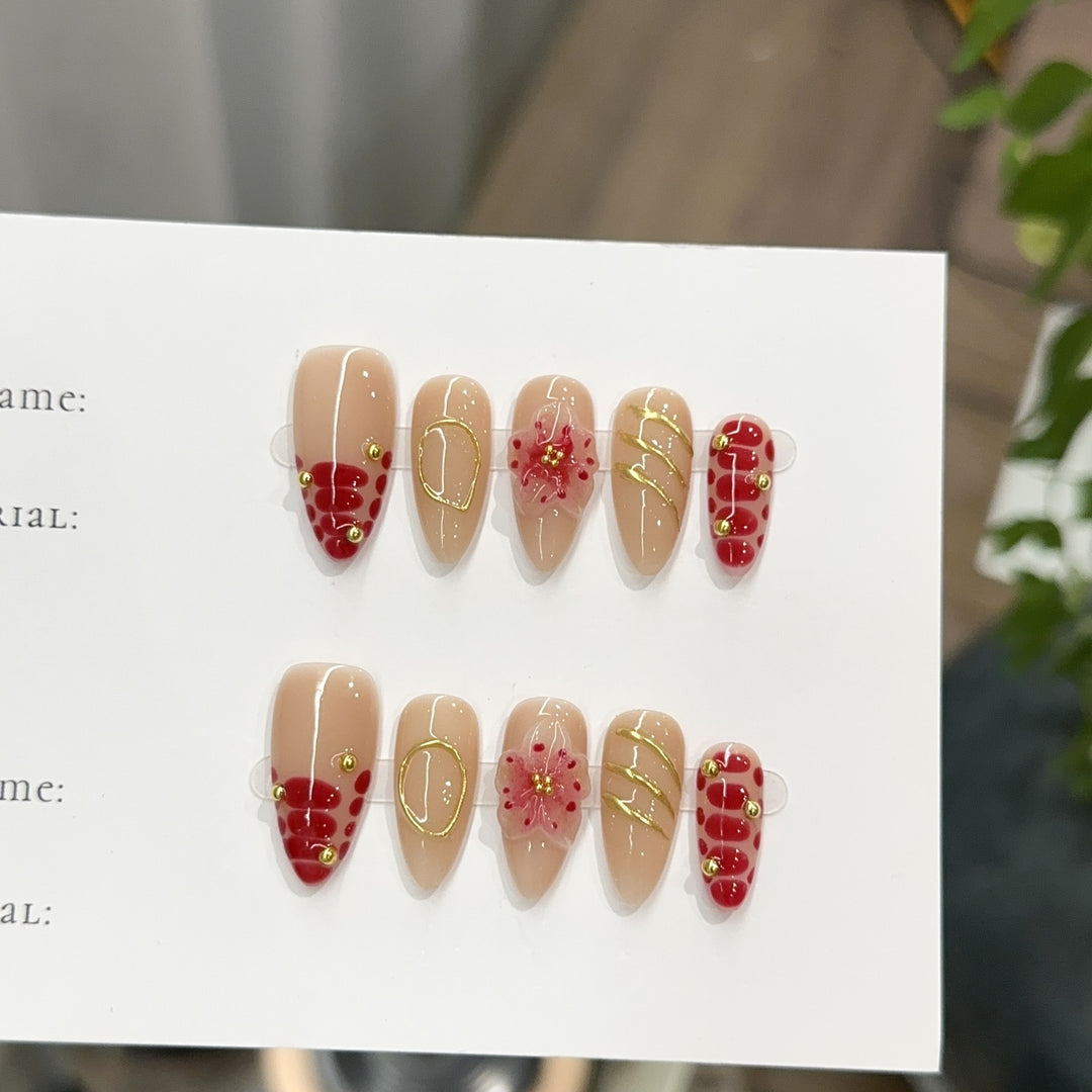 Press-On Nail Art