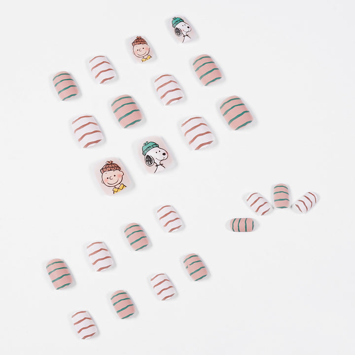 Artificial artificial nails with playful mascot design Stornfield