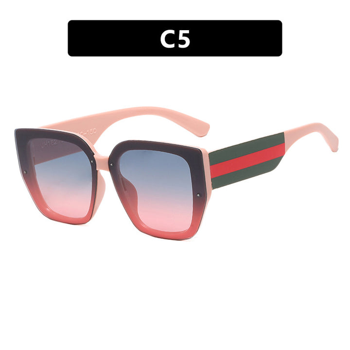 Women's oversized sunglasses with a fashionable frame and UV protection Stornfield
