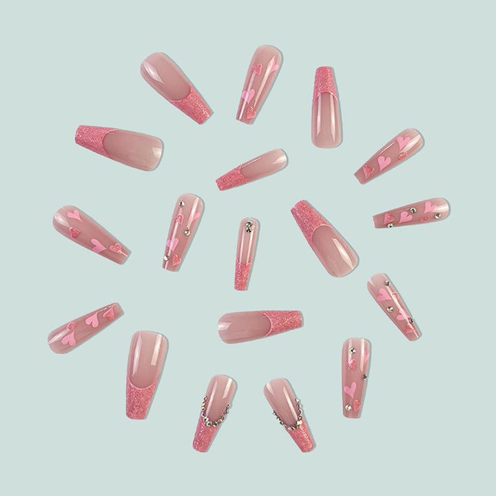 Playful heart nail art Stornfield