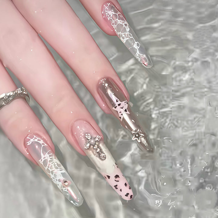 Artistic Nail Art Press-On Set 1790745479