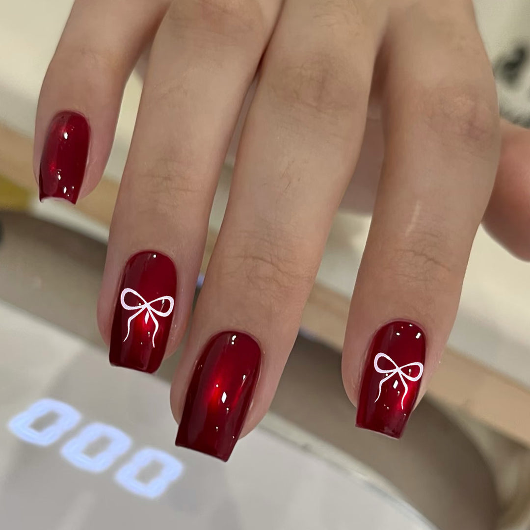Glossy Bow-Accent Nail Art Set Stornfield