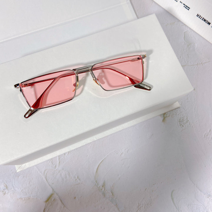 Fashionable sunglasses with rectangular metal frame Stornfield