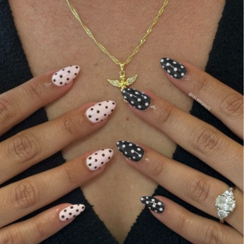 Polka Dot Press-On Nail Art Set