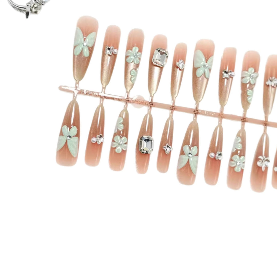 Artificial nails with elegant flower and crystal design Stornfield
