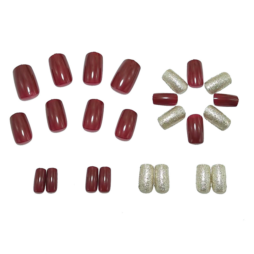 Glamorous artificial nails with metallic effects Stornfield