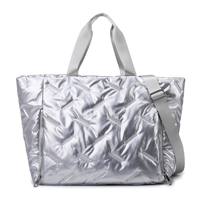 Stylish and Spacious Sports Bag with Practical Carrying System Stornfield