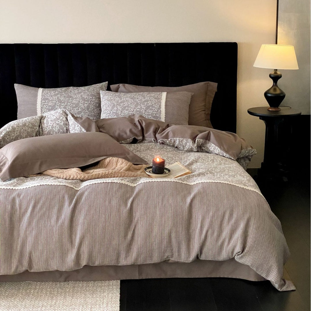 Reversible Paisley Cotton Sateen Duvet Cover Set with Lace Trim