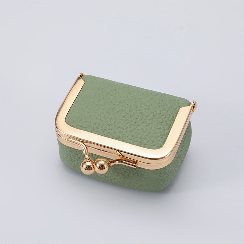Elegant Vintage Clutch Stornfield