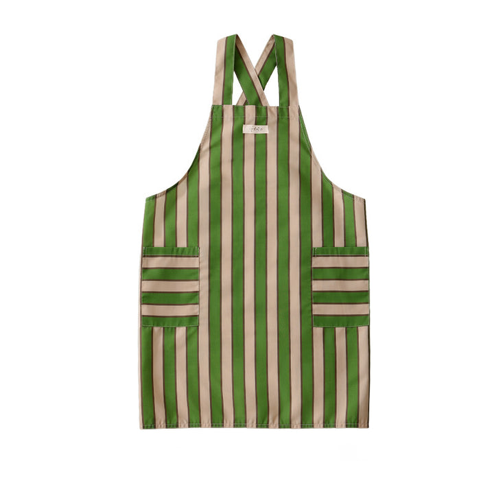 Adjustable kitchen apron with cross straps and patch pockets