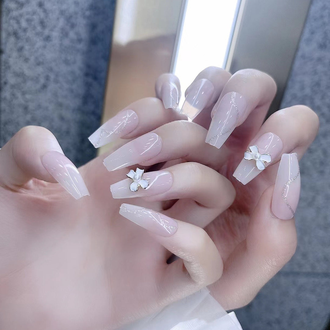 Artistic Press-On Nail Design Stornfield