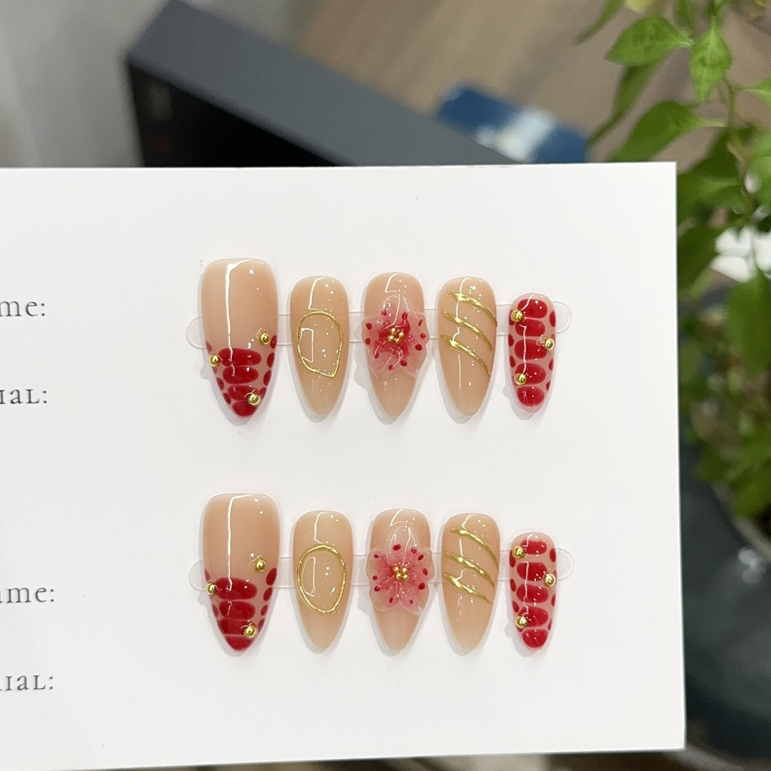 Press-On Nail Art